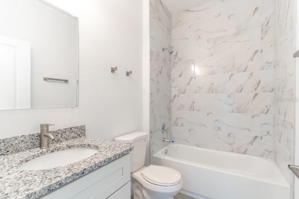 SILVER SPGS SHORES UN 13 - Residential