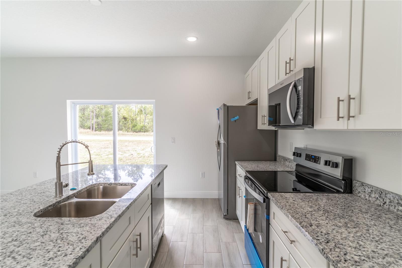 SILVER SPGS SHORES UN 13 - Residential