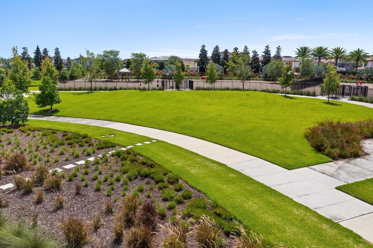 REUNION WEST FAIRWAYS 17 & 18 REP - Residential