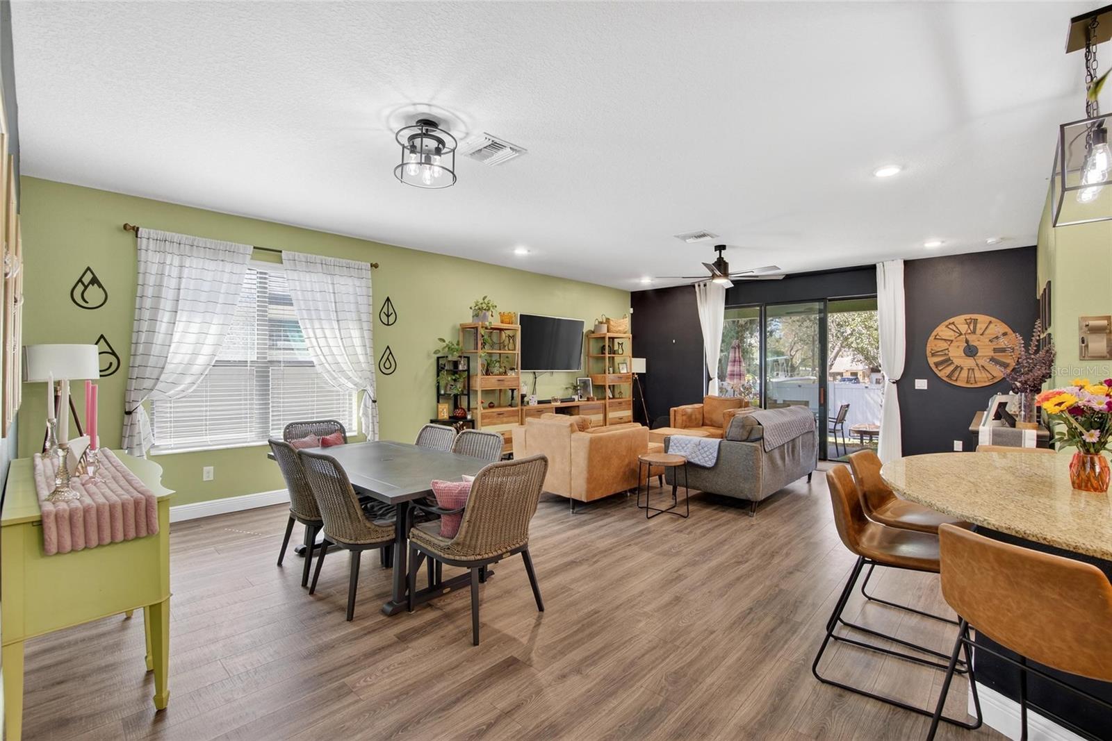 ROSE HAVEN PH 01 - Residential