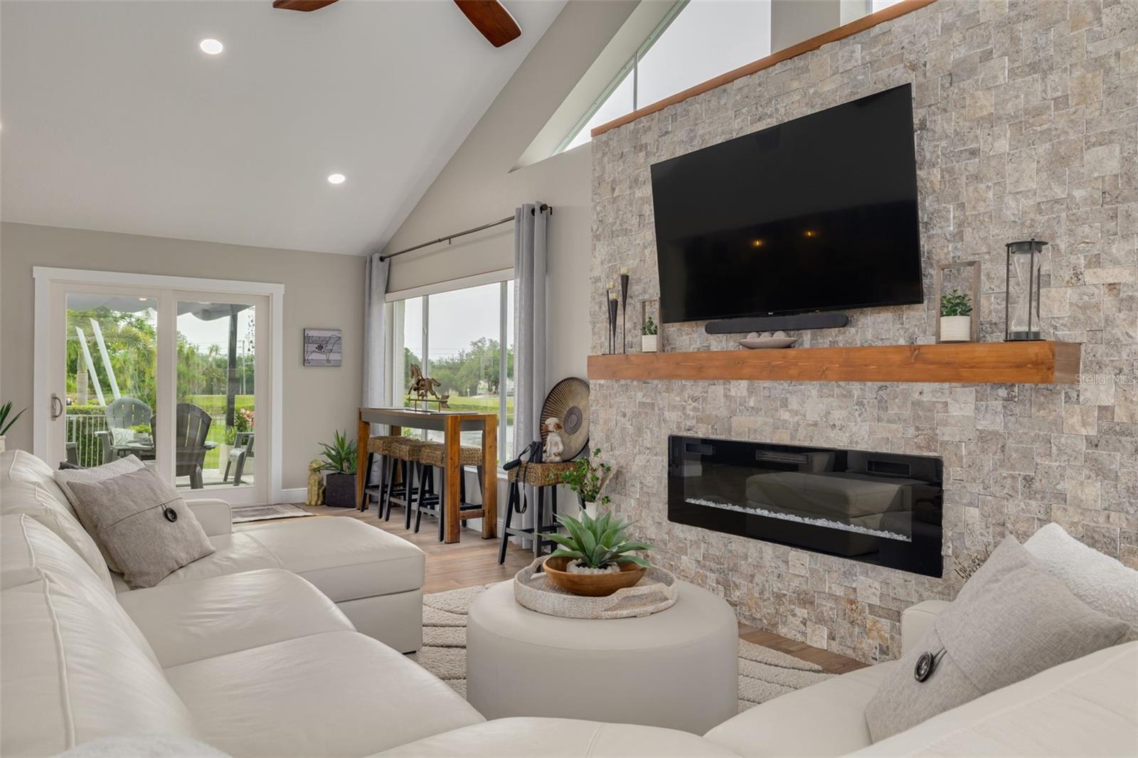 HIGHLAND LAKES UNIT FIFTEEN PH 4 - Residential