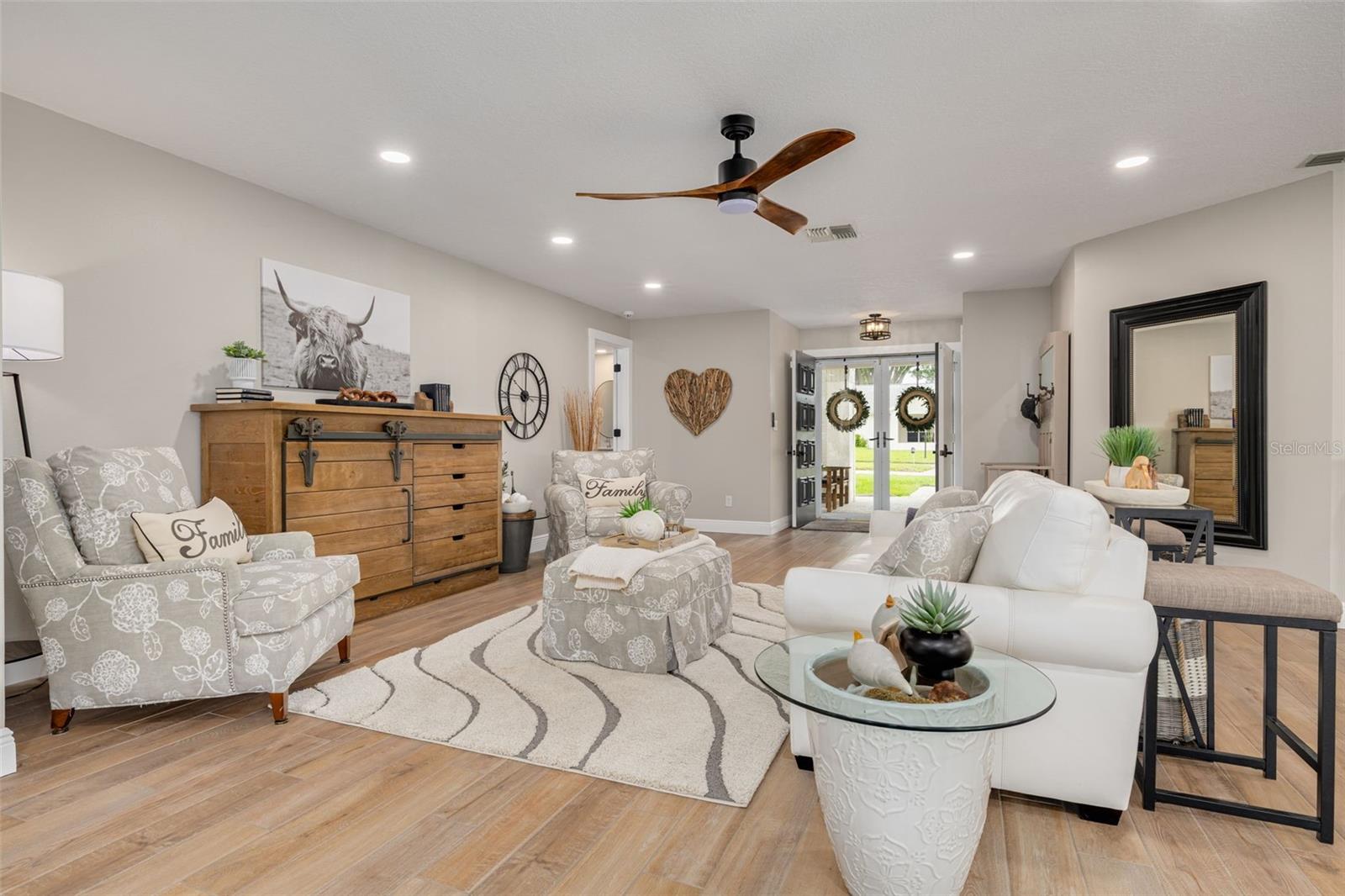 HIGHLAND LAKES UNIT FIFTEEN PH 4 - Residential