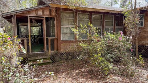 237 HIGHLAND DRIVE HAWTHORNE FL 32640