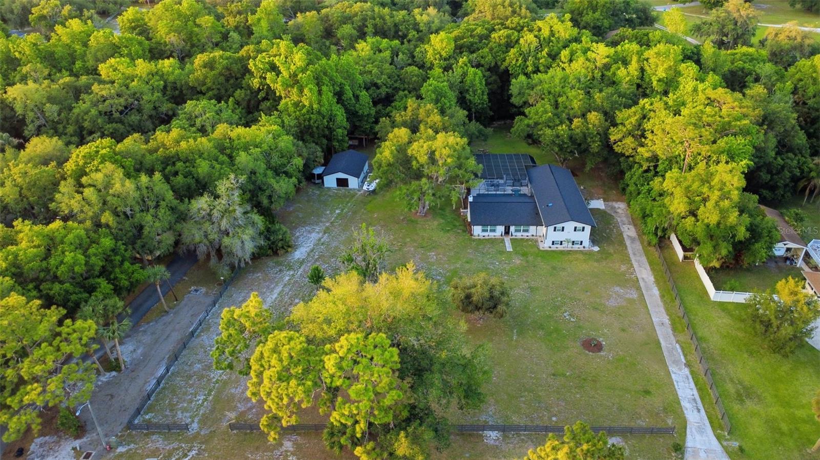 155 E COUNTRY CIRCLE DRIVE E
