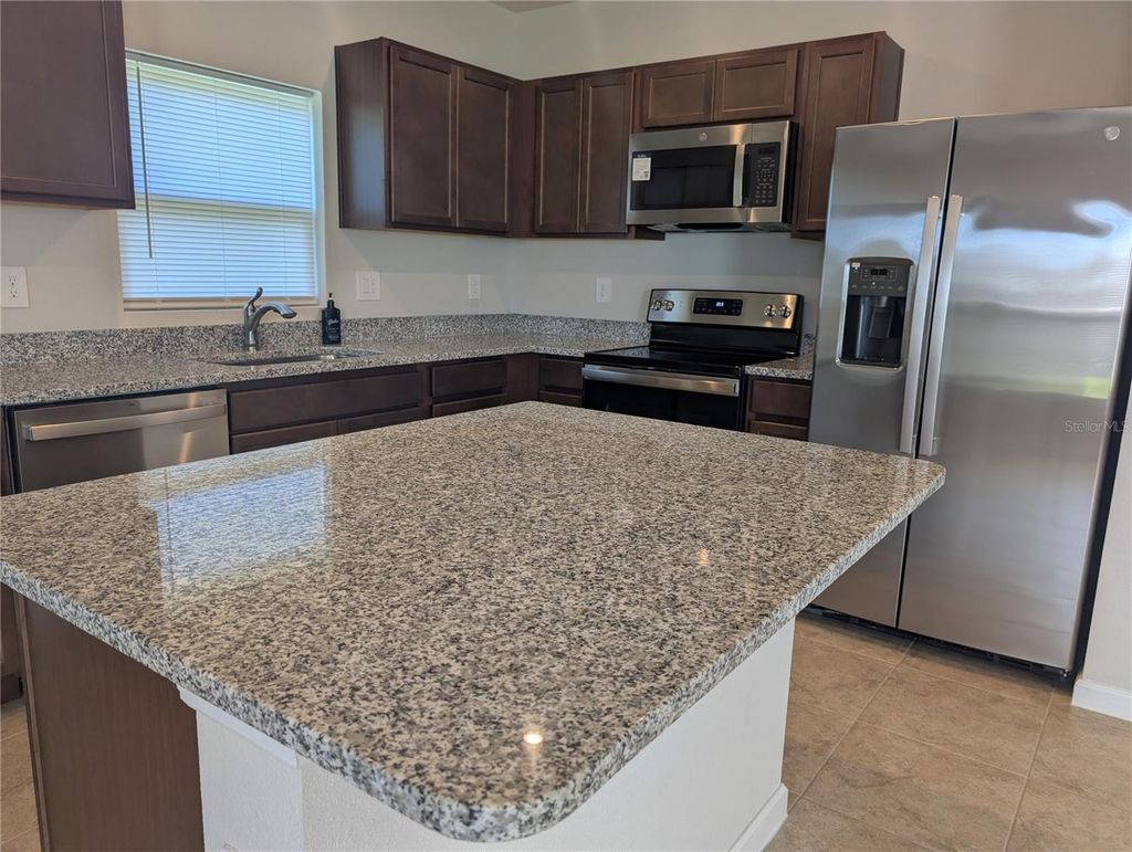 Photo of 17130 11th Terrace E, Bradenton, FL 34212 (MLS # A4669741)