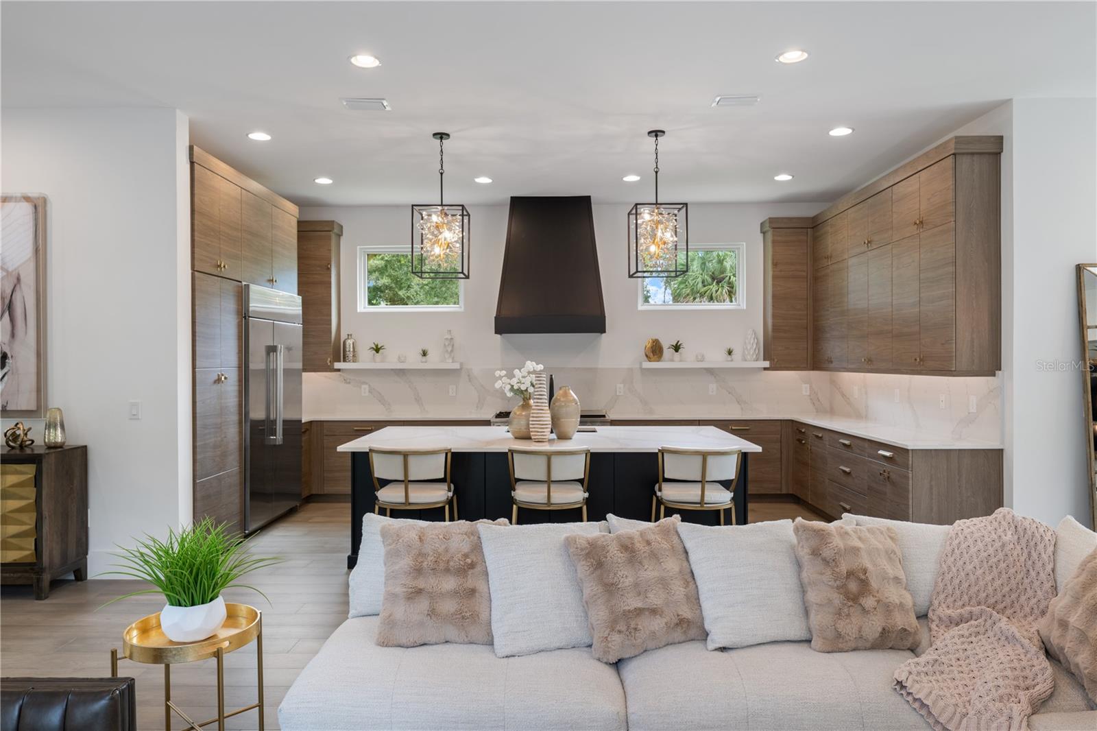 TWIN ACRES - Residential