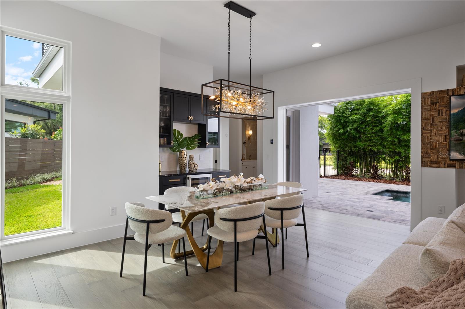 TWIN ACRES - Residential