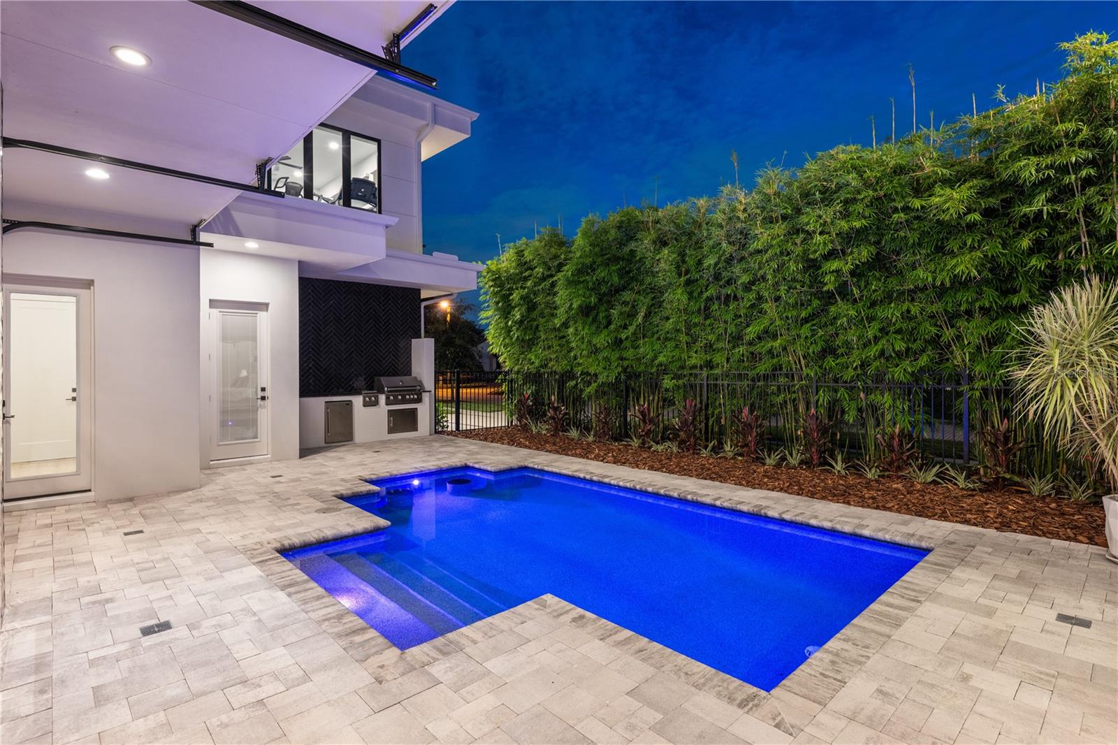 TWIN ACRES - Residential