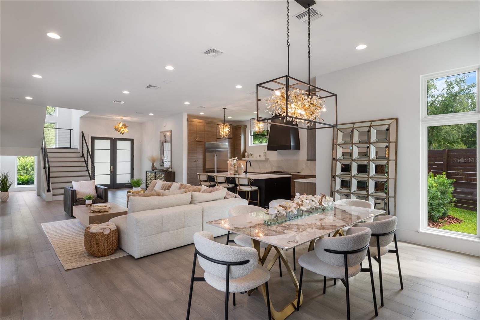 TWIN ACRES - Residential