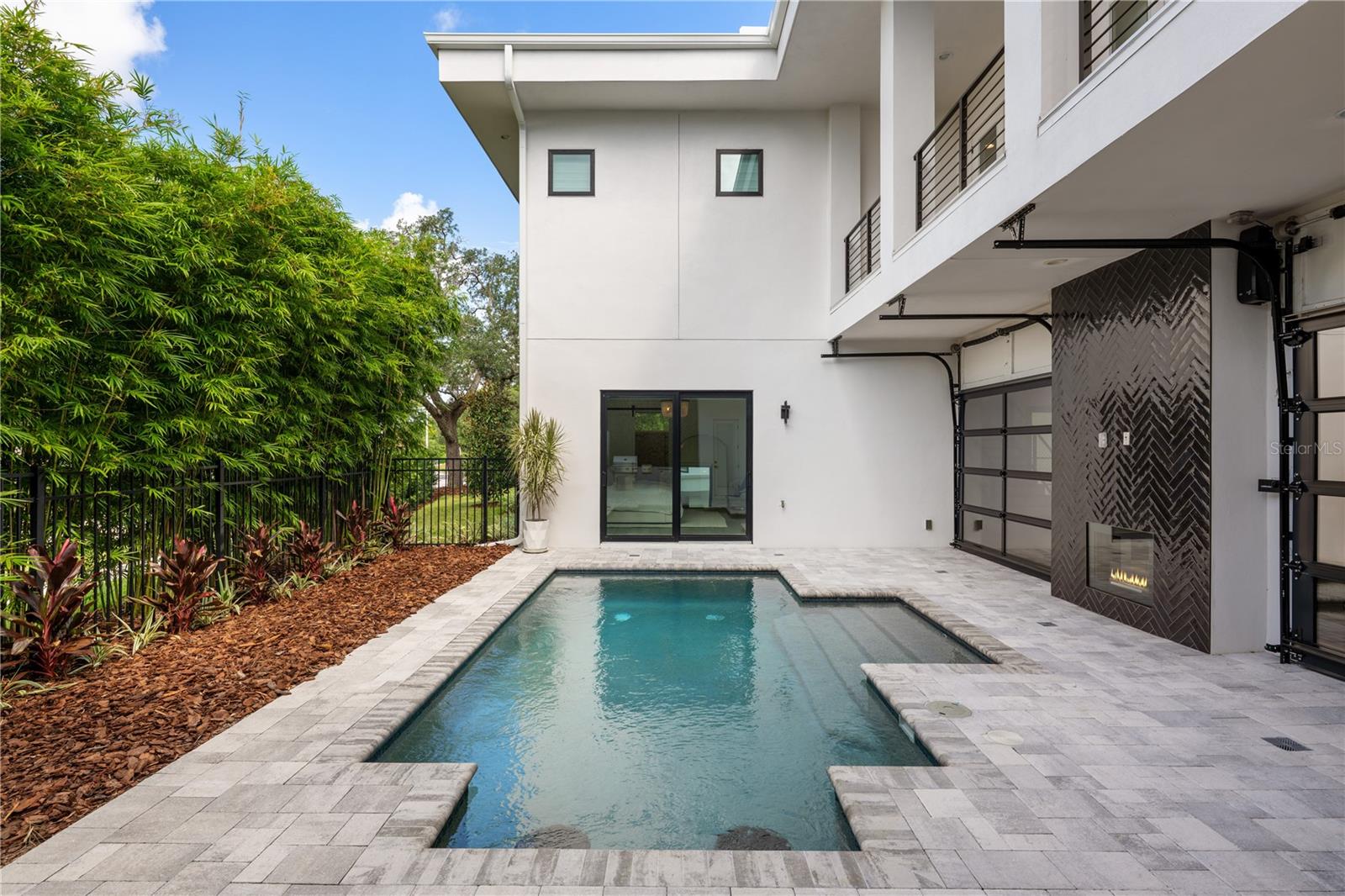 TWIN ACRES - Residential