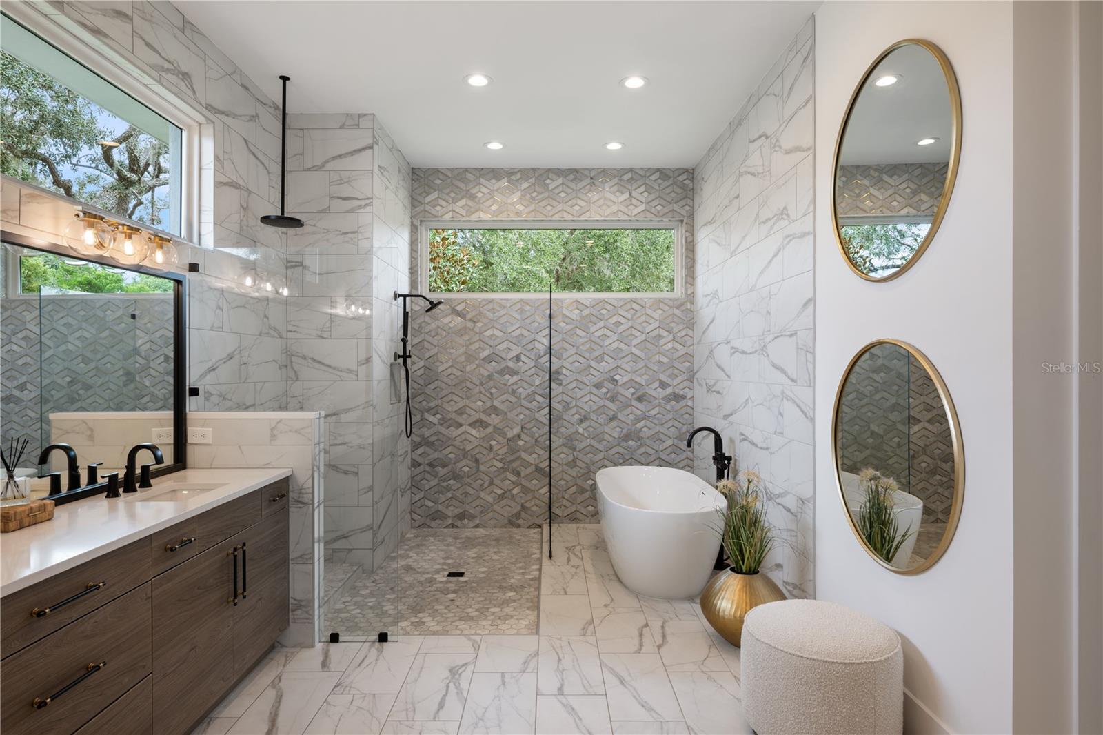 TWIN ACRES - Residential