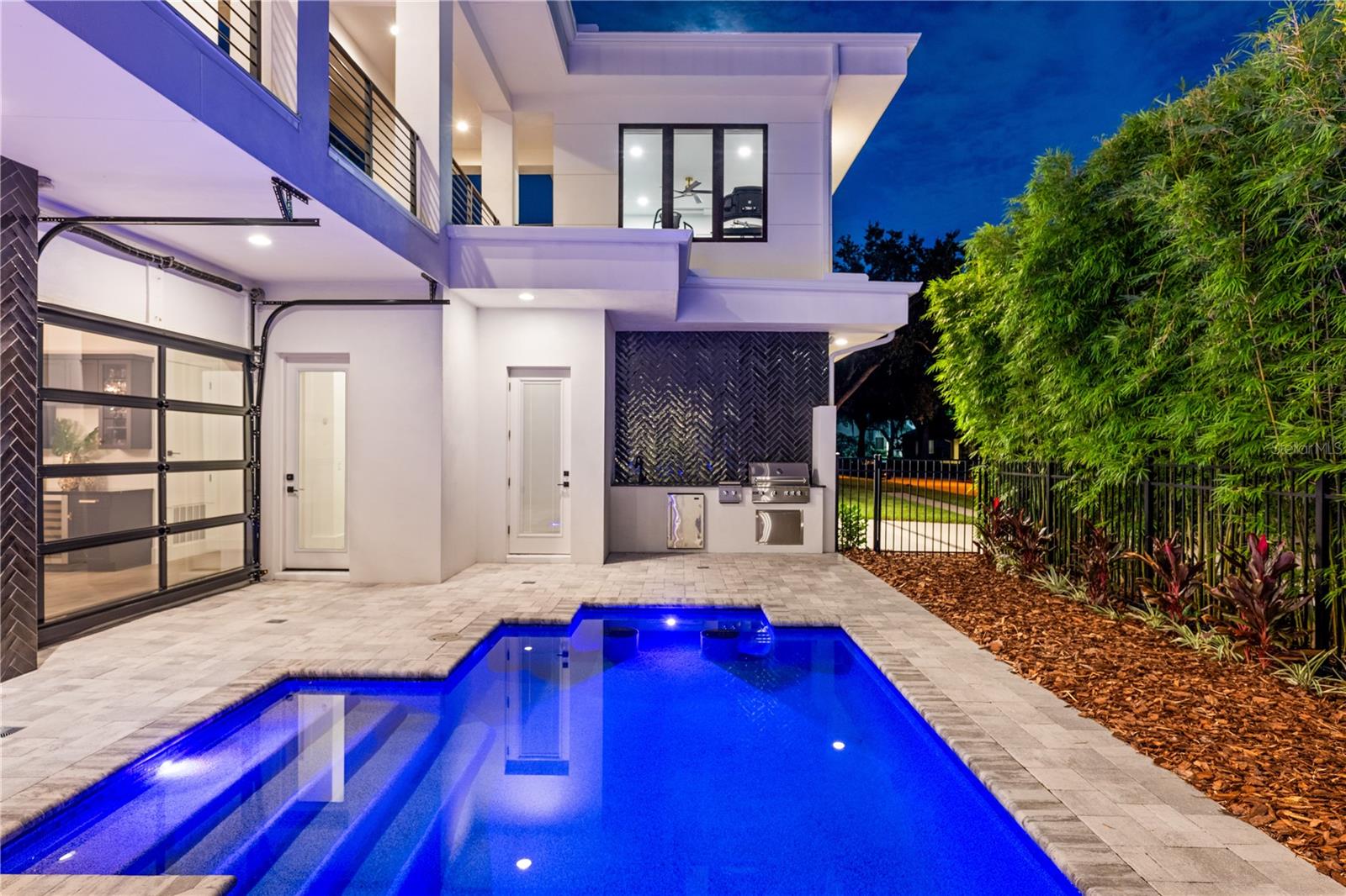 TWIN ACRES - Residential