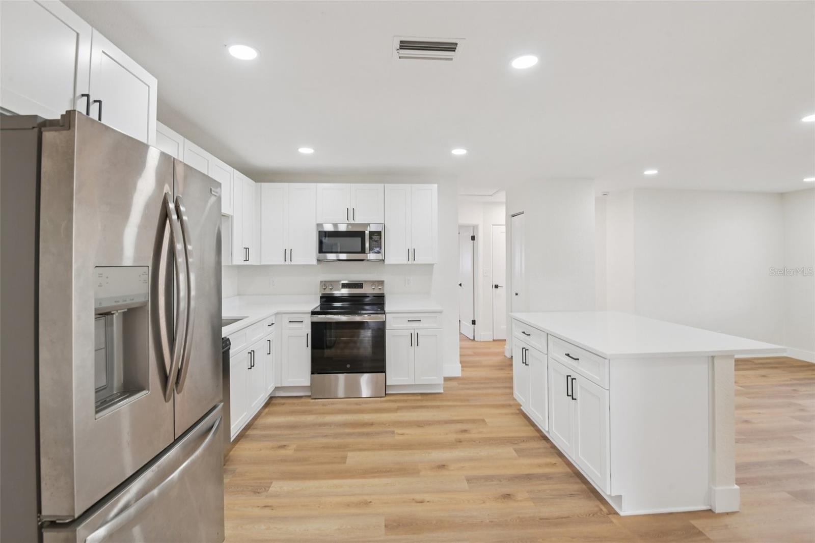 SNELL SHORES - Residential