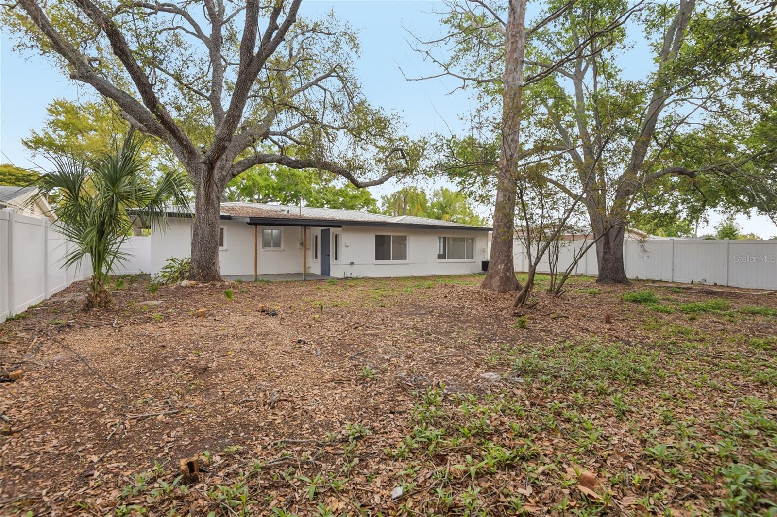 SNELL SHORES - Residential