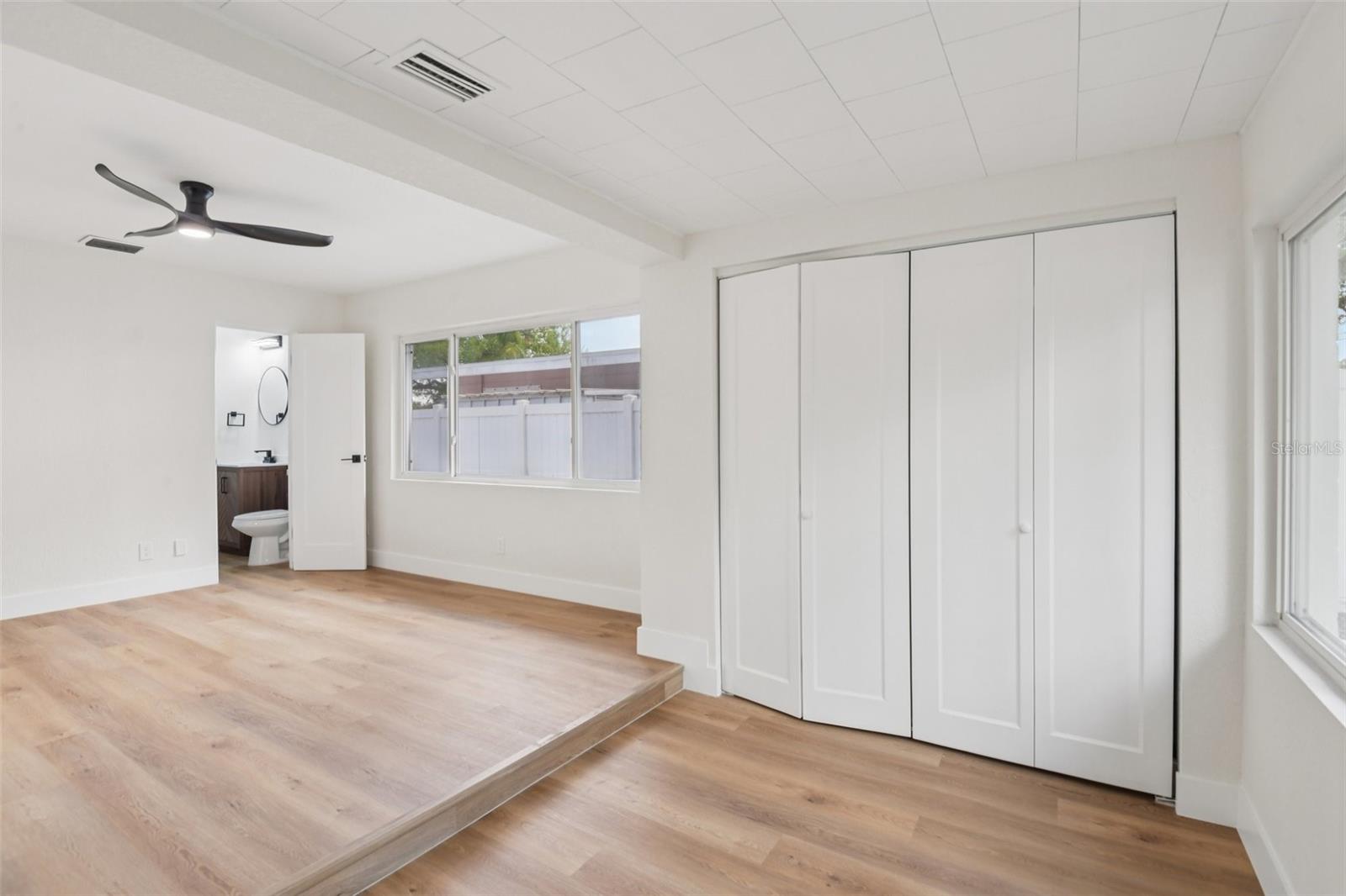 SNELL SHORES - Residential