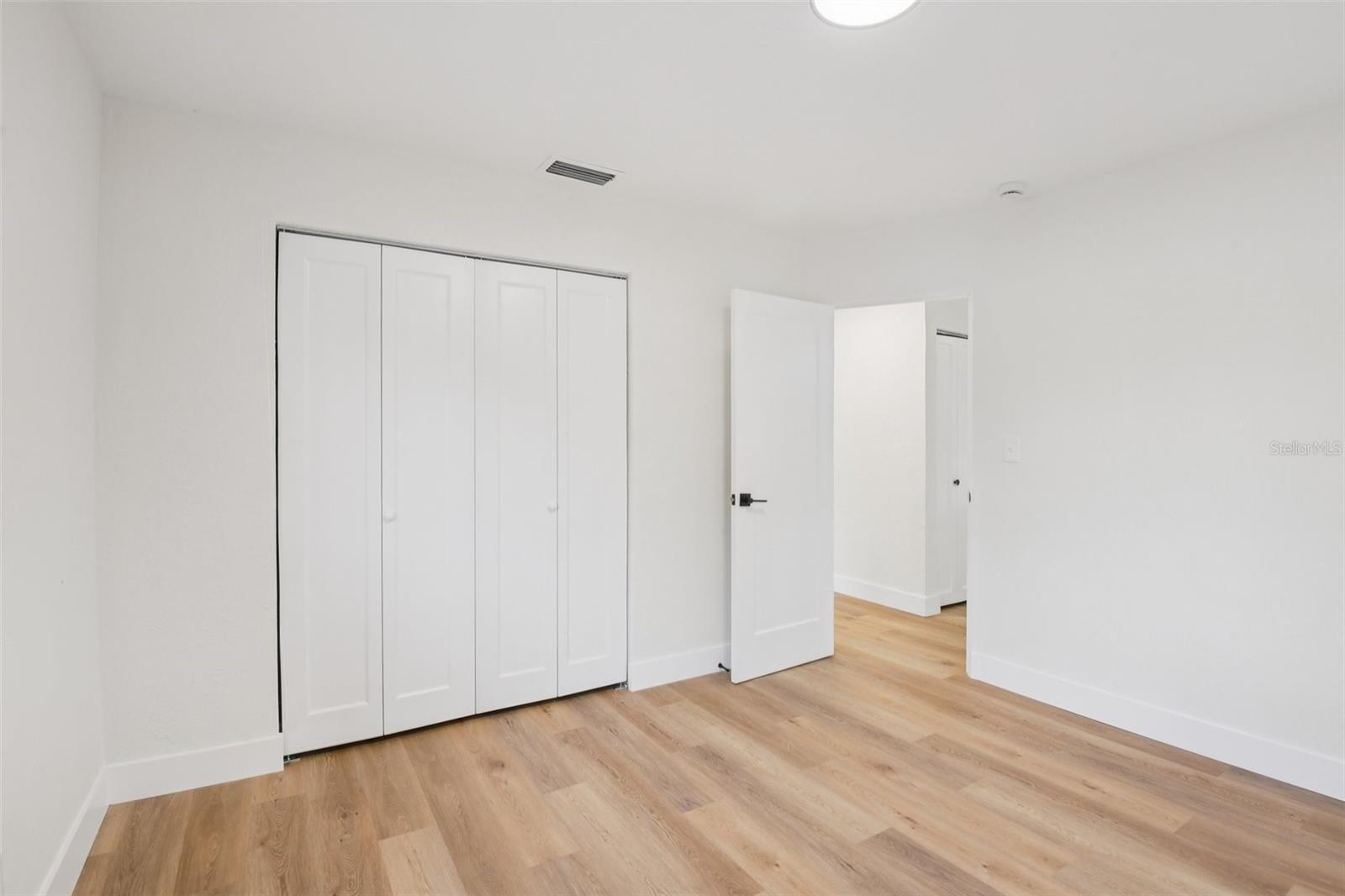 SNELL SHORES - Residential