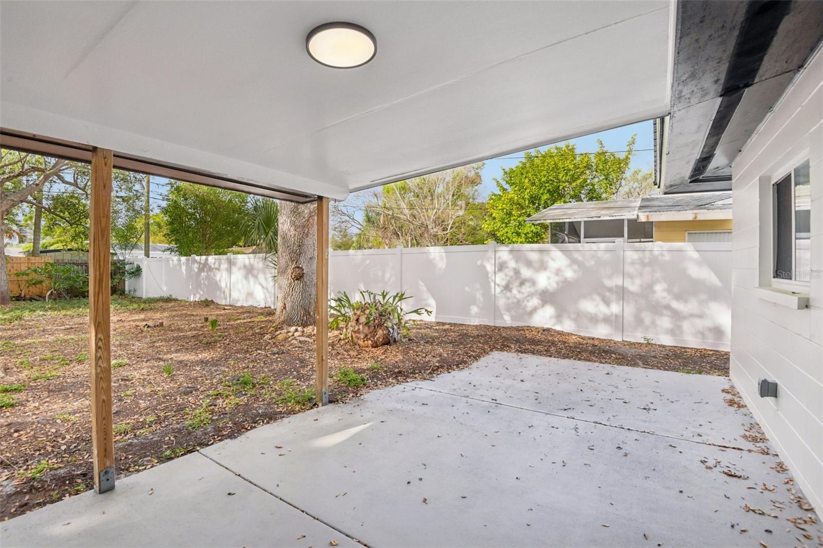 SNELL SHORES - Residential