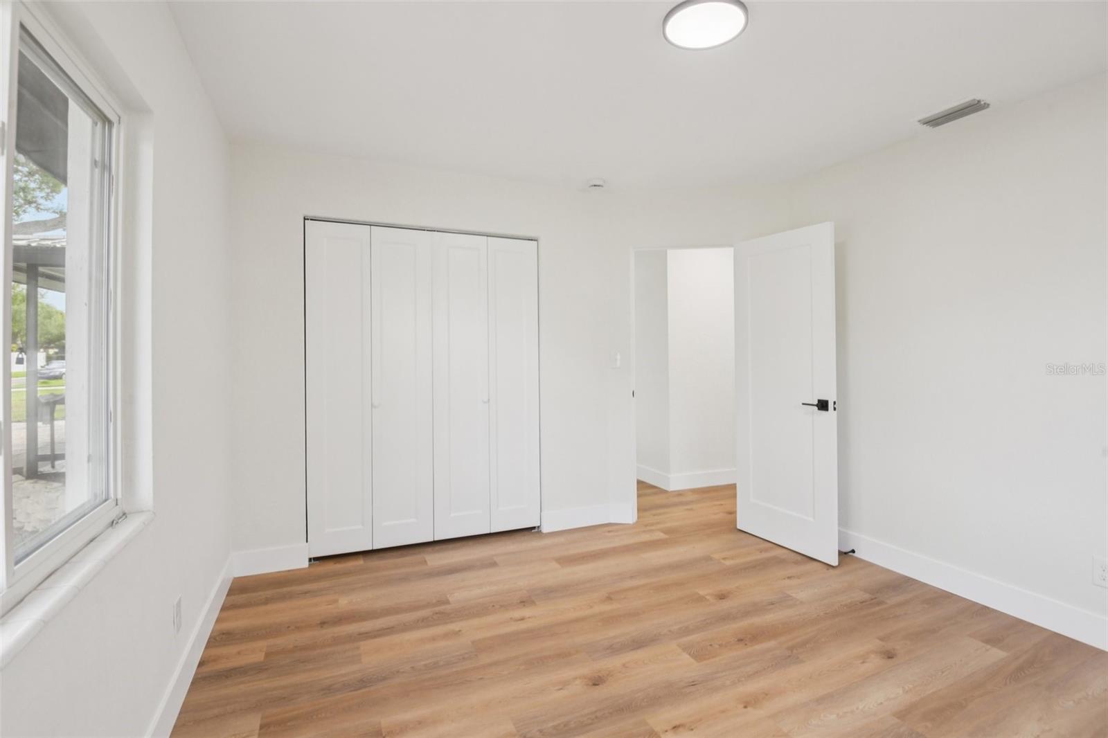 SNELL SHORES - Residential