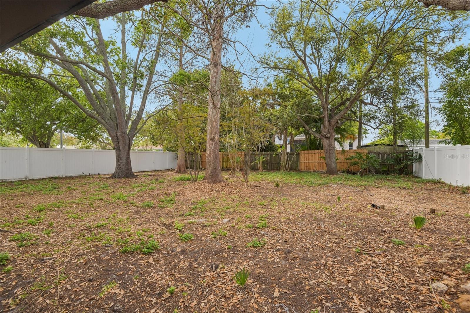 SNELL SHORES - Residential