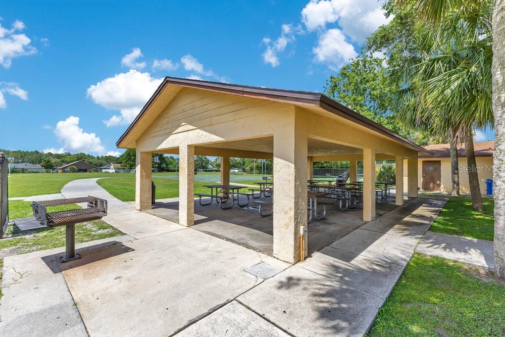 VILLAS/WEDGEFIELD - Residential