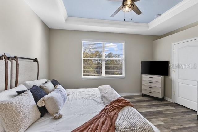 TOWNS AT LAKESIDE - Residential Lease