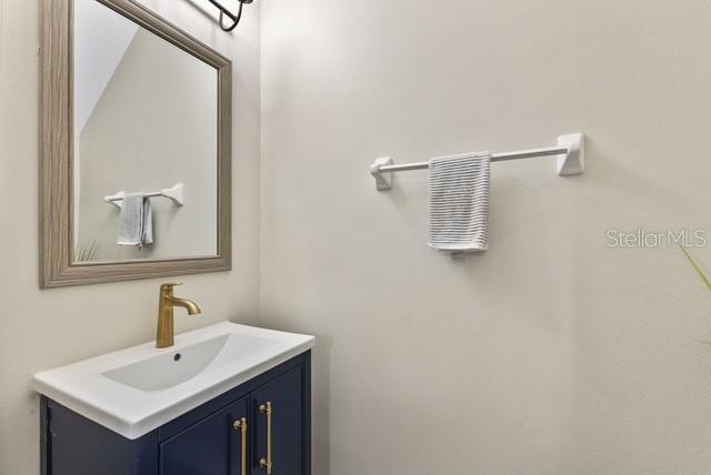 TOWNS AT LAKESIDE - Residential Lease