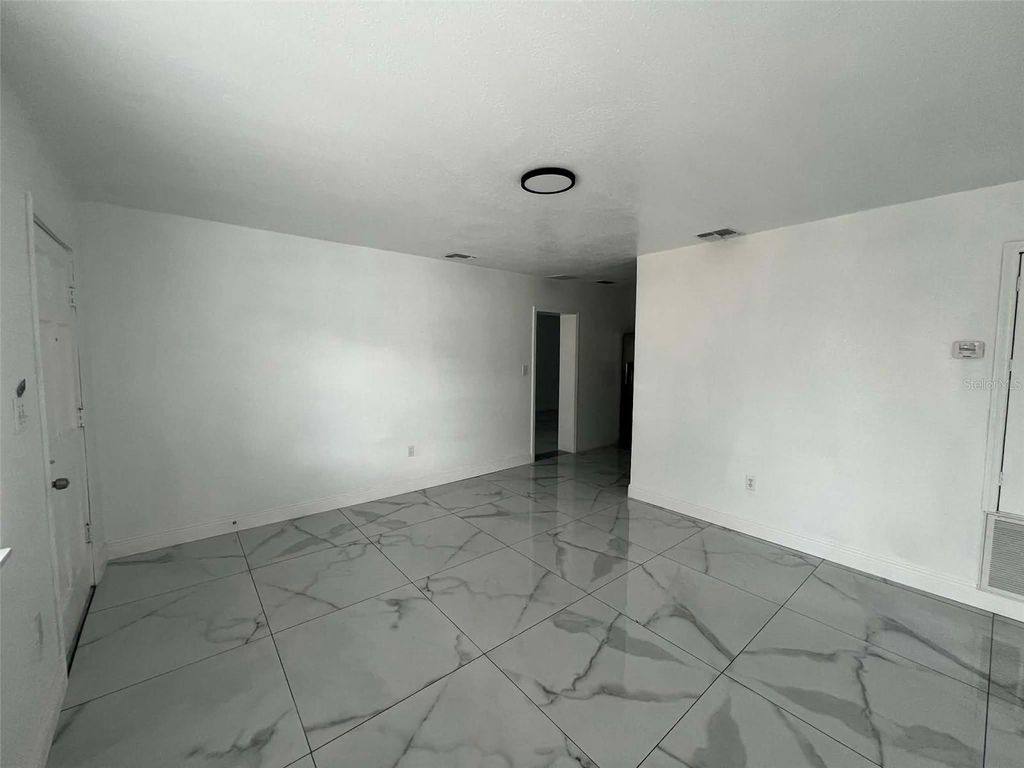 Photo of 1601 Crooms Avenue, Orlando, FL 32805 (MLS # S5145901)