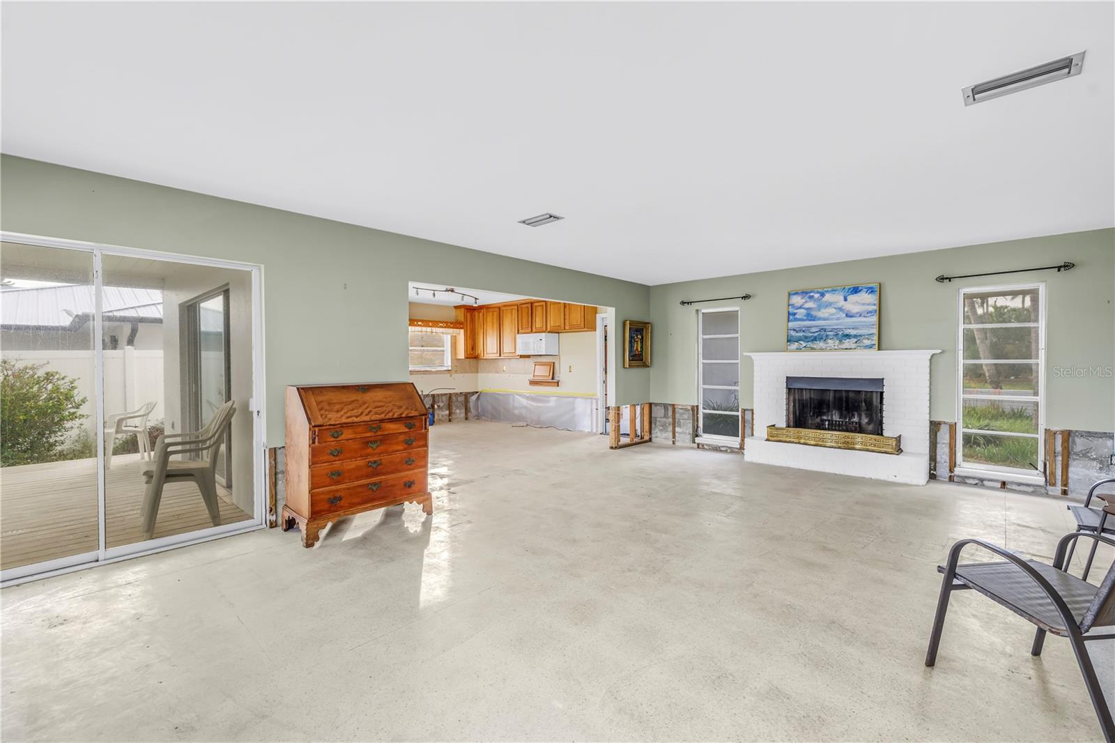 BELLE VISTA POINT - Residential