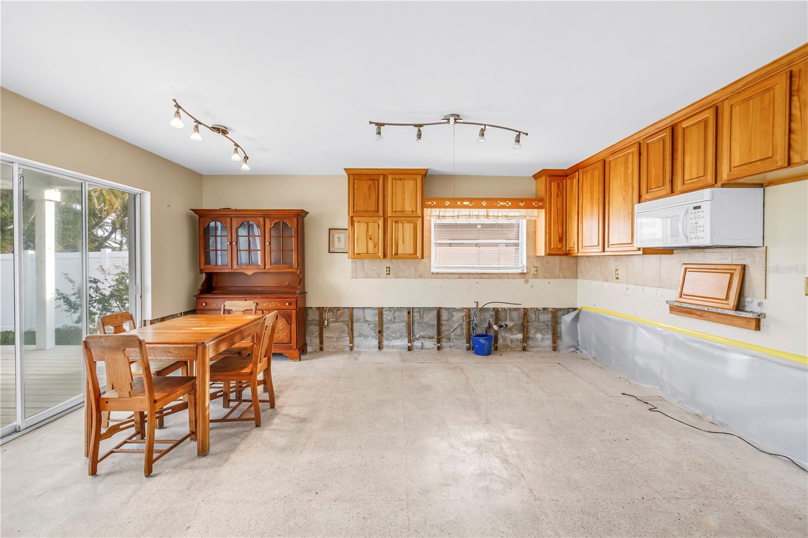 BELLE VISTA POINT - Residential