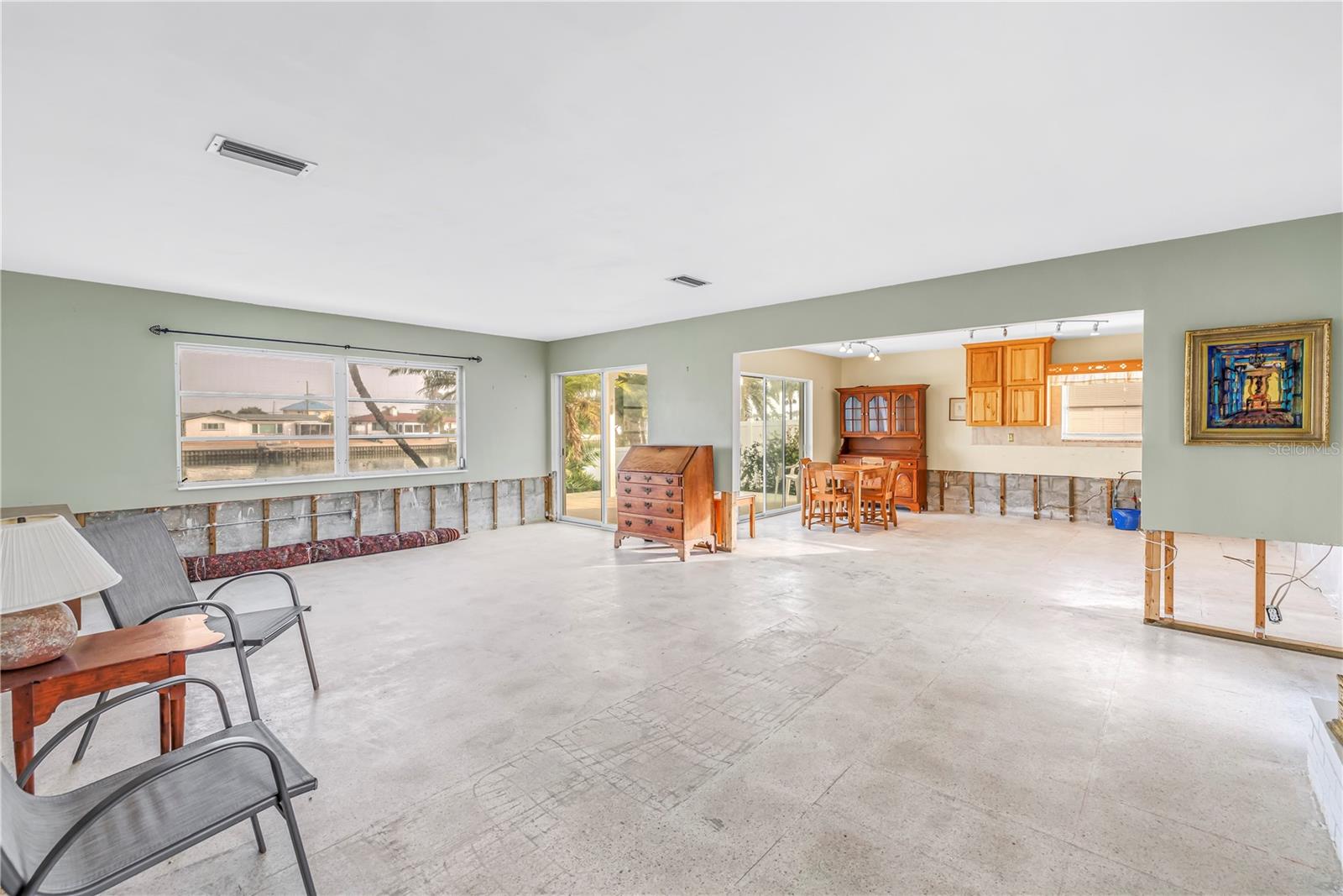 BELLE VISTA POINT - Residential