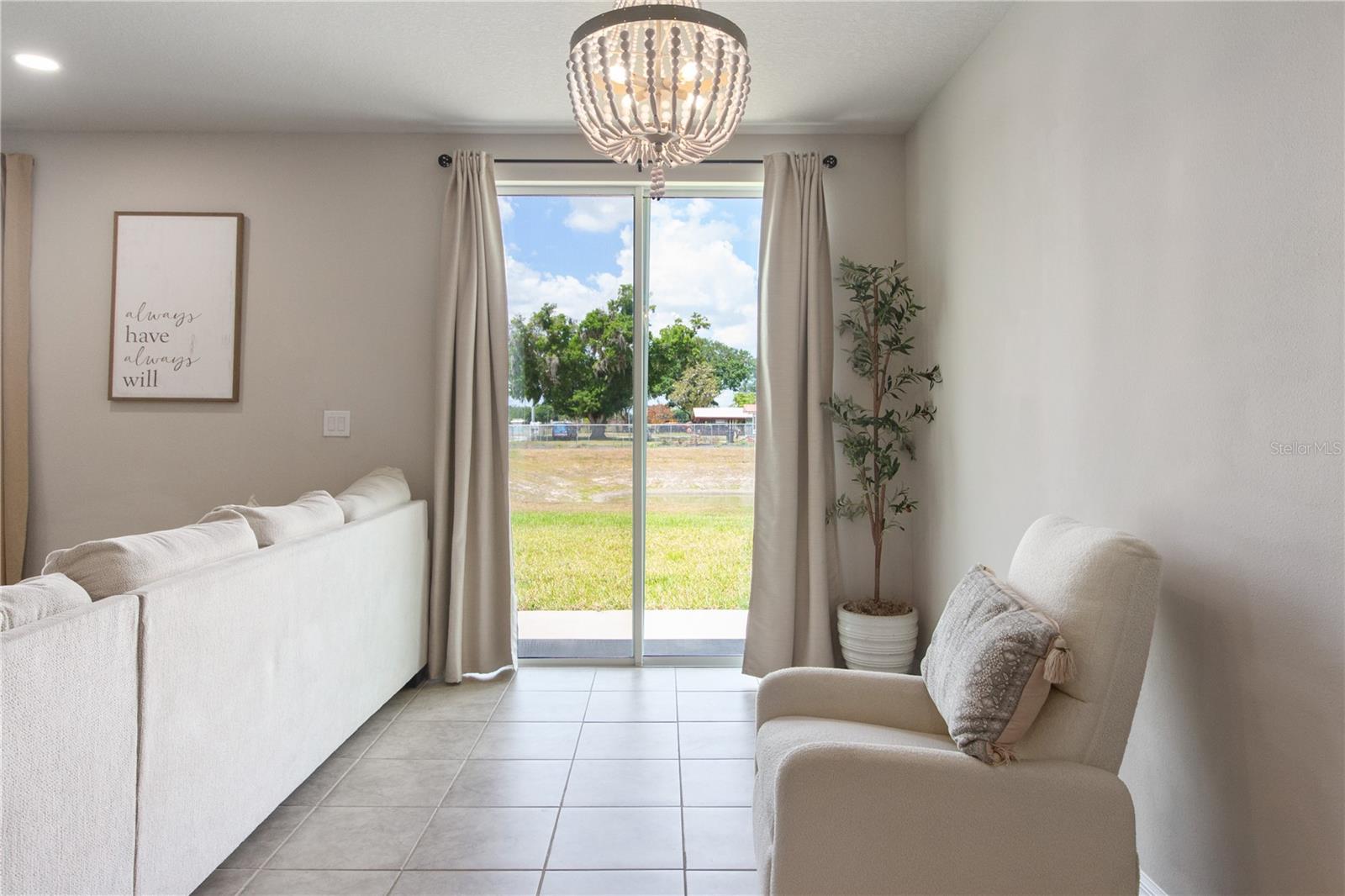 LANTANA GROVE - Residential