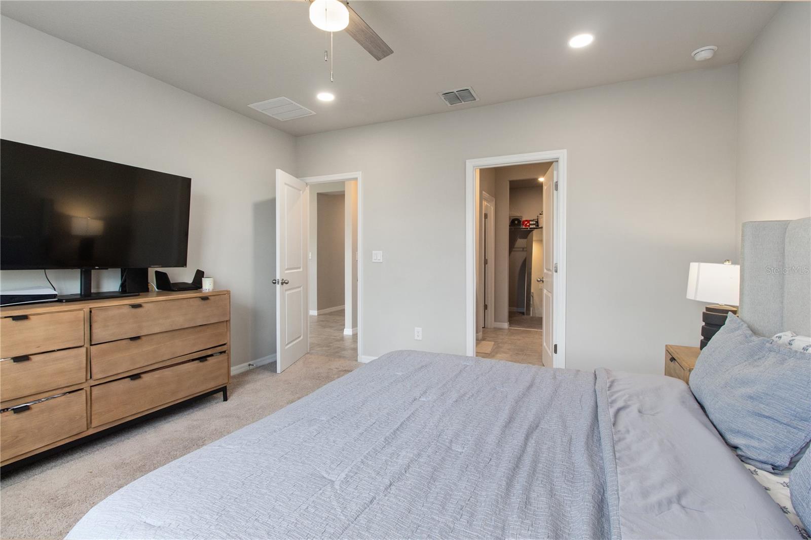 LANTANA GROVE - Residential