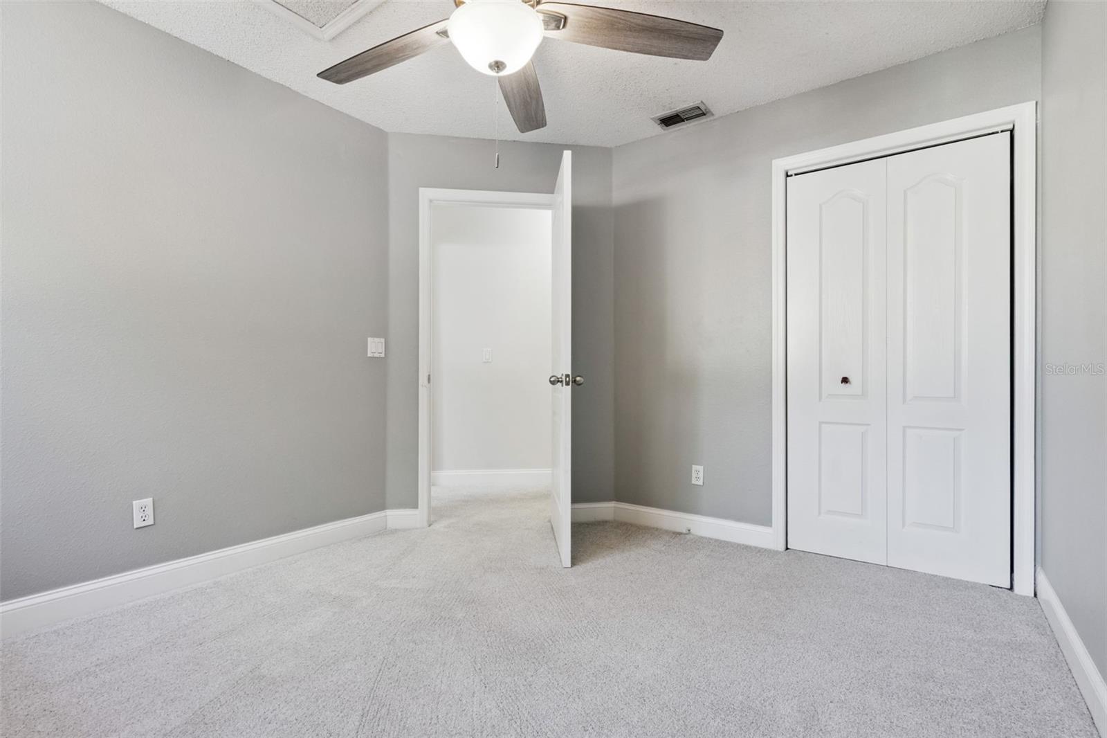 HUNTERS CREEK TR 115 PH 01 - Residential