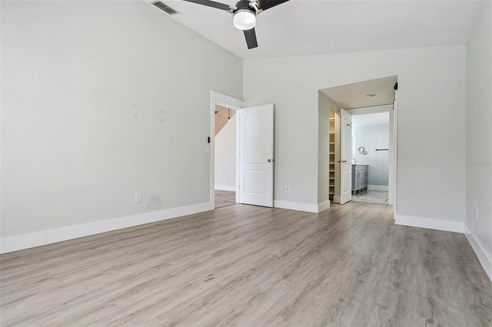 HUNTERS CREEK TR 115 PH 01 - Residential