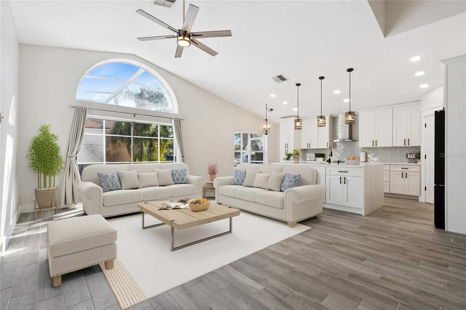 HUNTERS CREEK TR 115 PH 01 - Residential