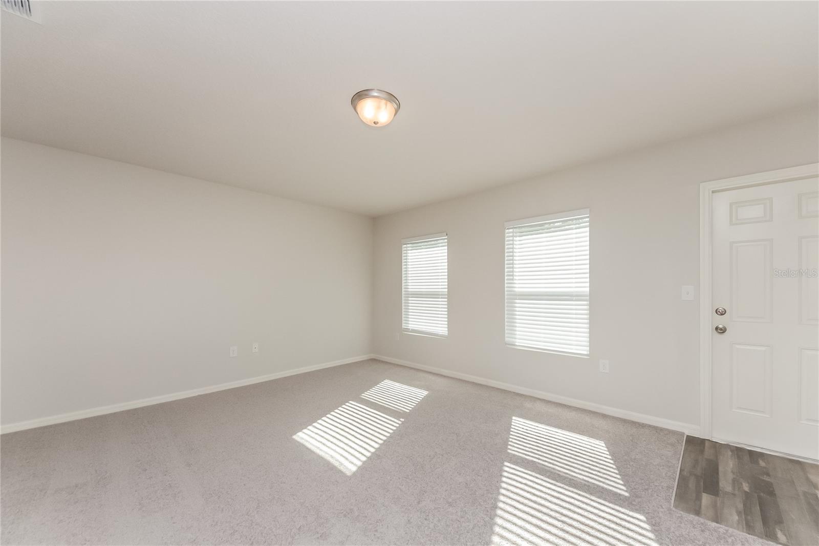 POINCIANA NBRHD 02 NORTH VILLAGE 08 - Residential Lease