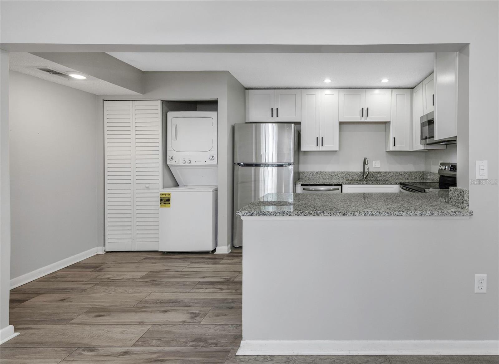 PINE RIDGE AT LAKE TARPON VILLAGE - Residential