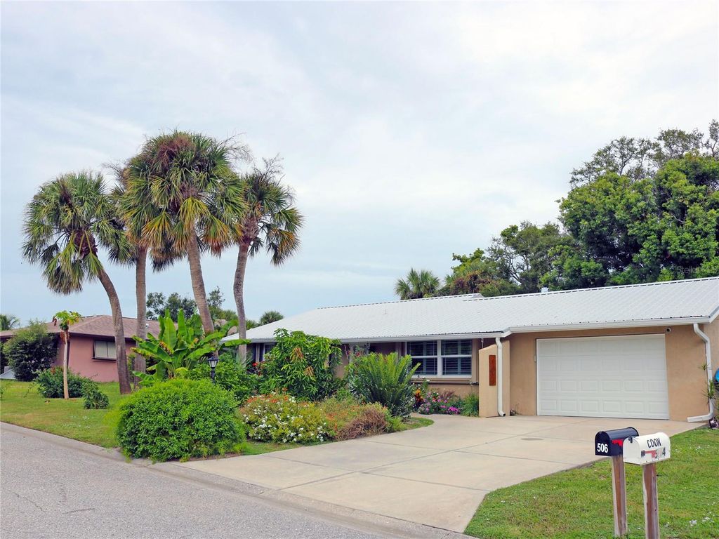 Photo of 506 Casas Bonitas Drive, Nokomis, FL 34275 (MLS # A4666794)