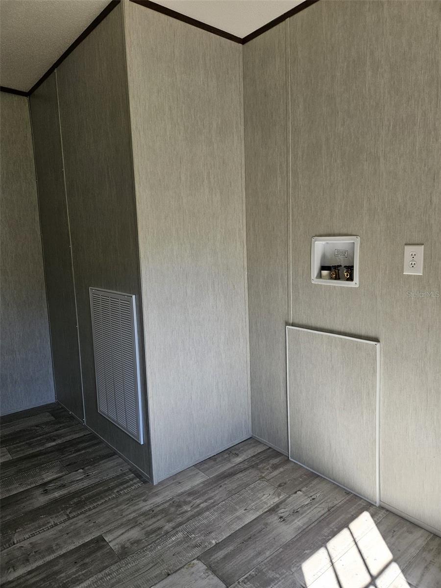 HILLTOP - Residential