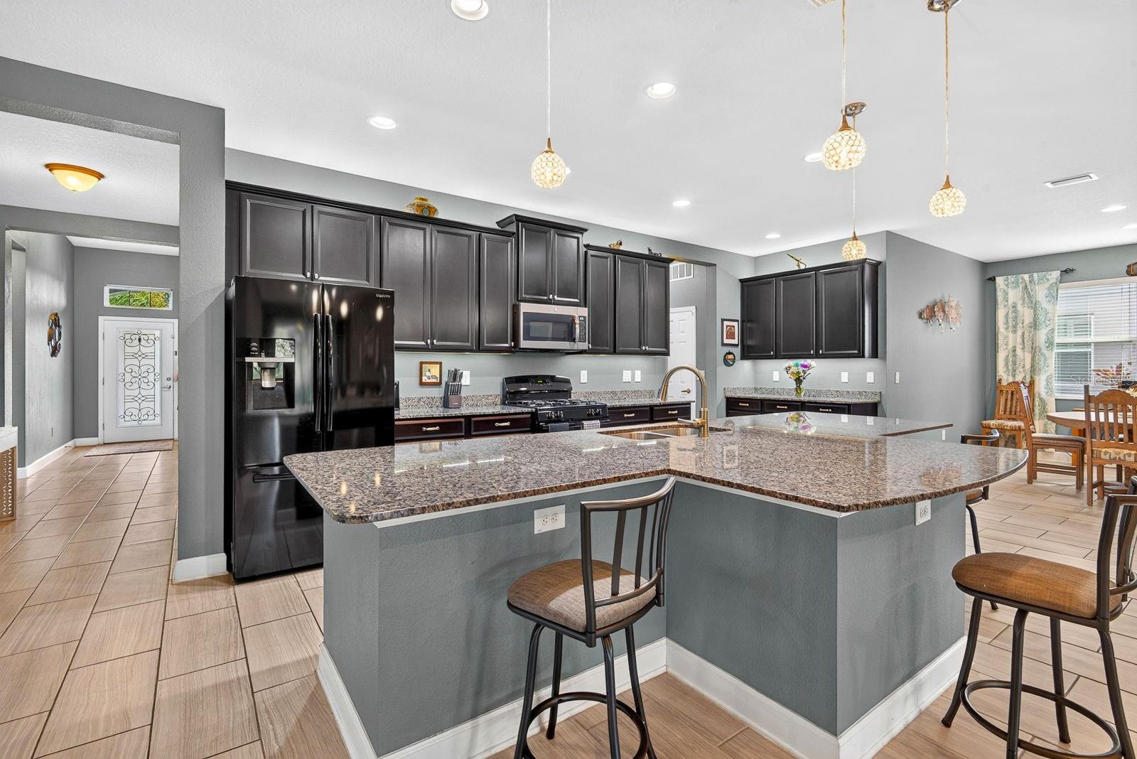 792 ROSEMARY CIRCLE