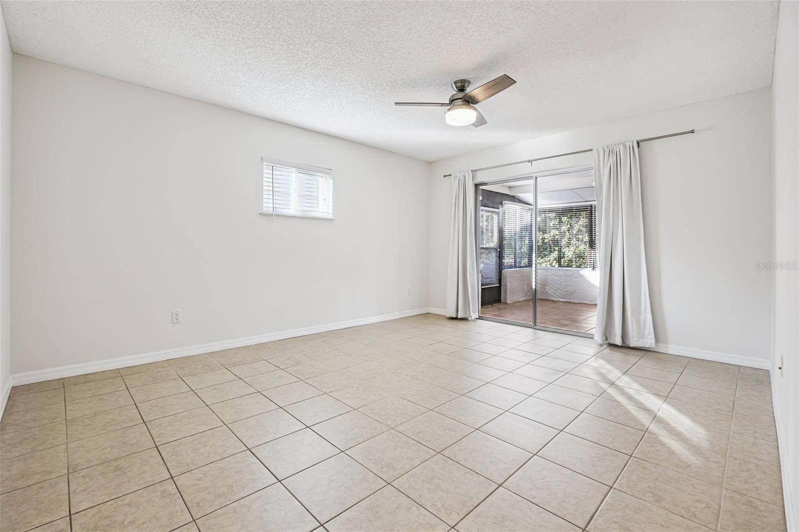 LAKE RIDGE VILLAGE - Residential