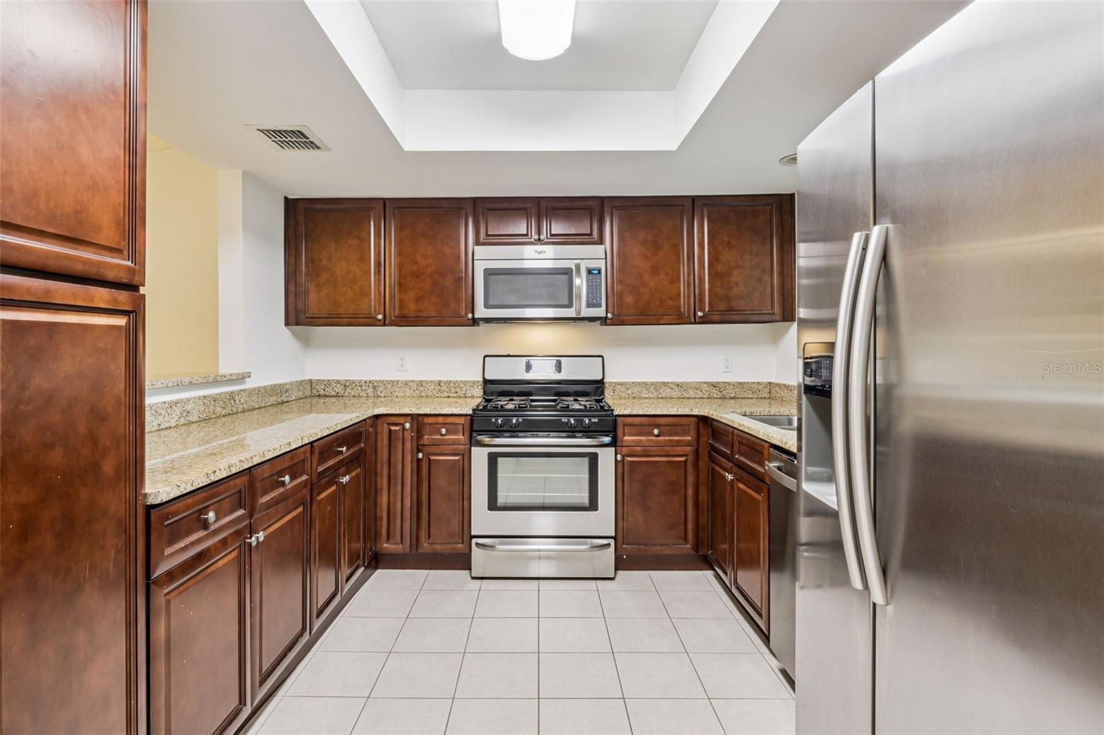 LAKE RIDGE VILLAGE - Residential