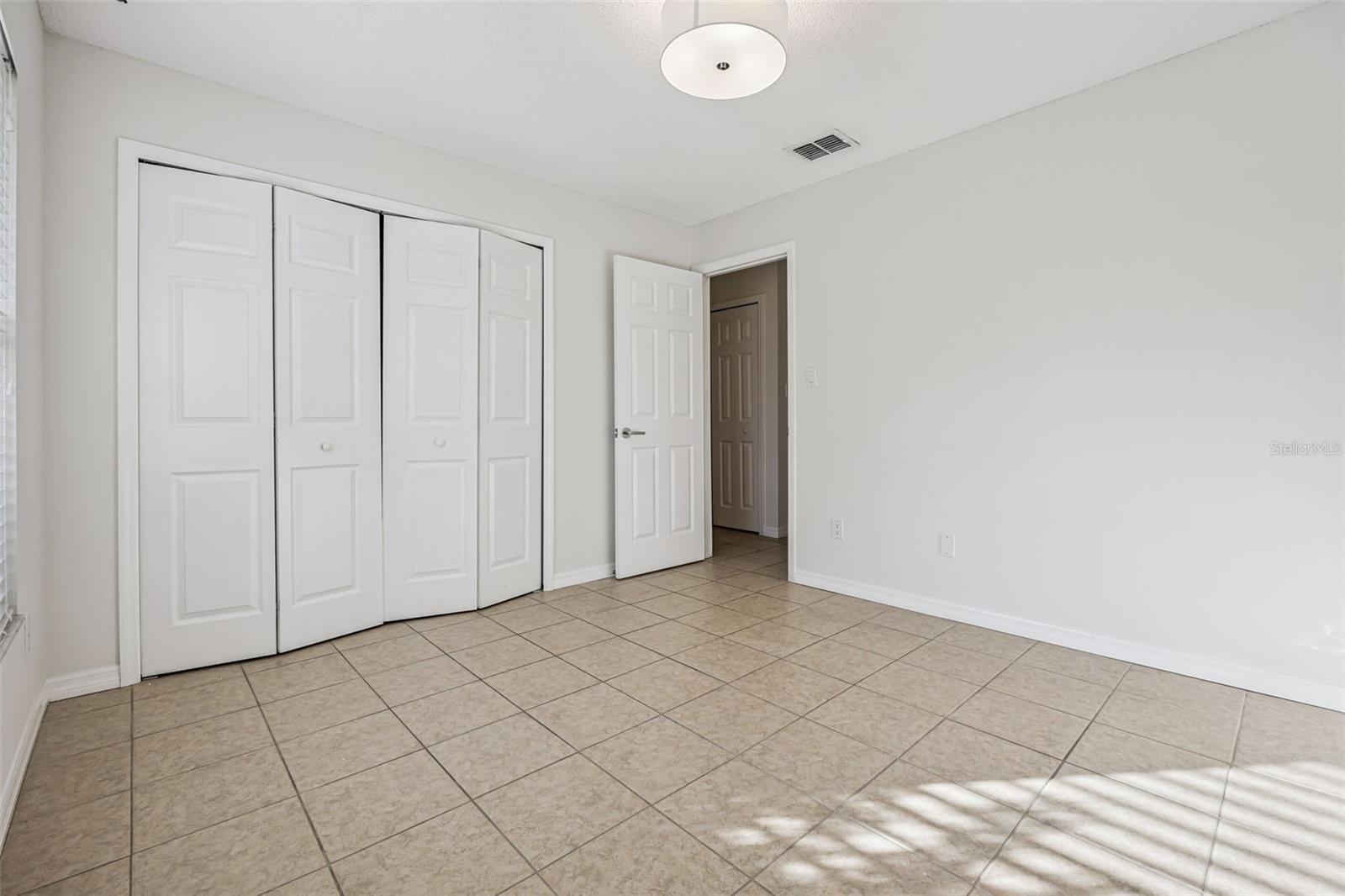 LAKE RIDGE VILLAGE - Residential