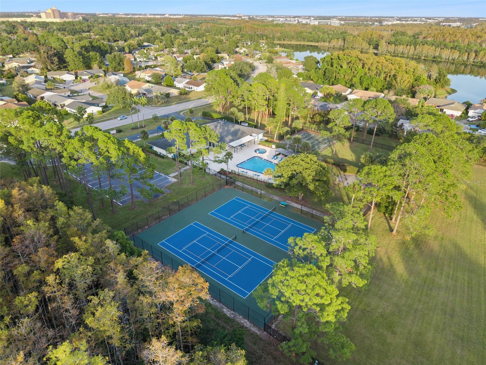 LAKE RIDGE VILLAGE - Residential