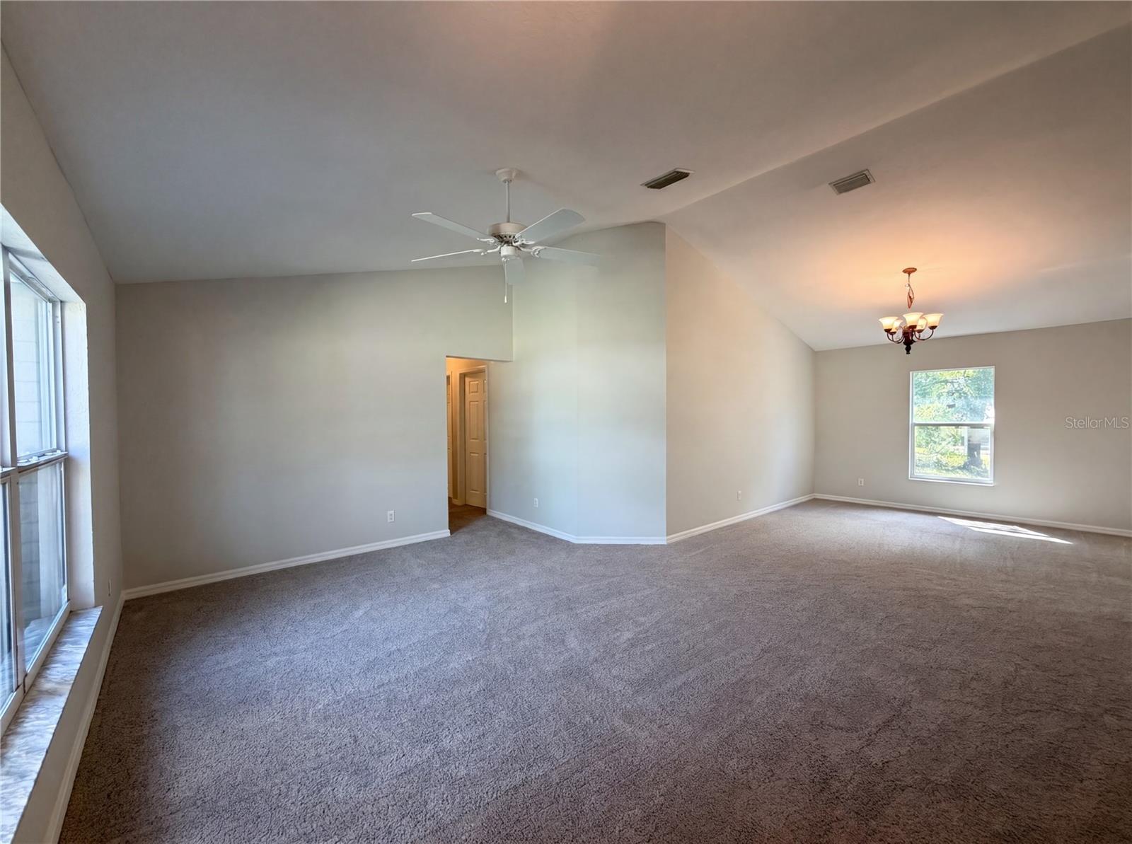 SILVER SPGS SHORES UN 08 - Residential