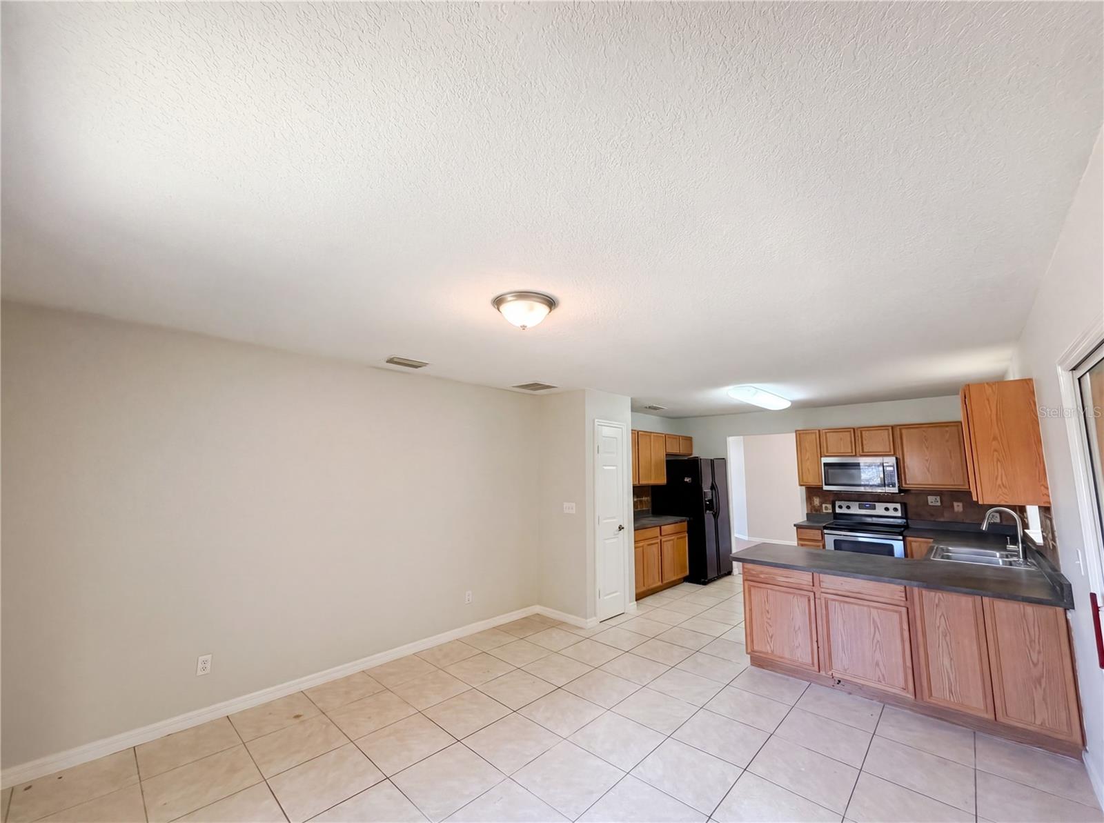 SILVER SPGS SHORES UN 08 - Residential