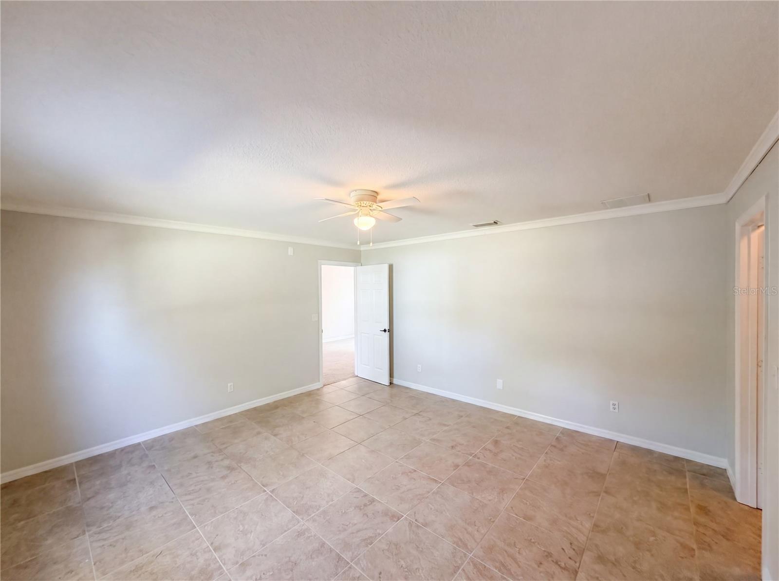 SILVER SPGS SHORES UN 08 - Residential