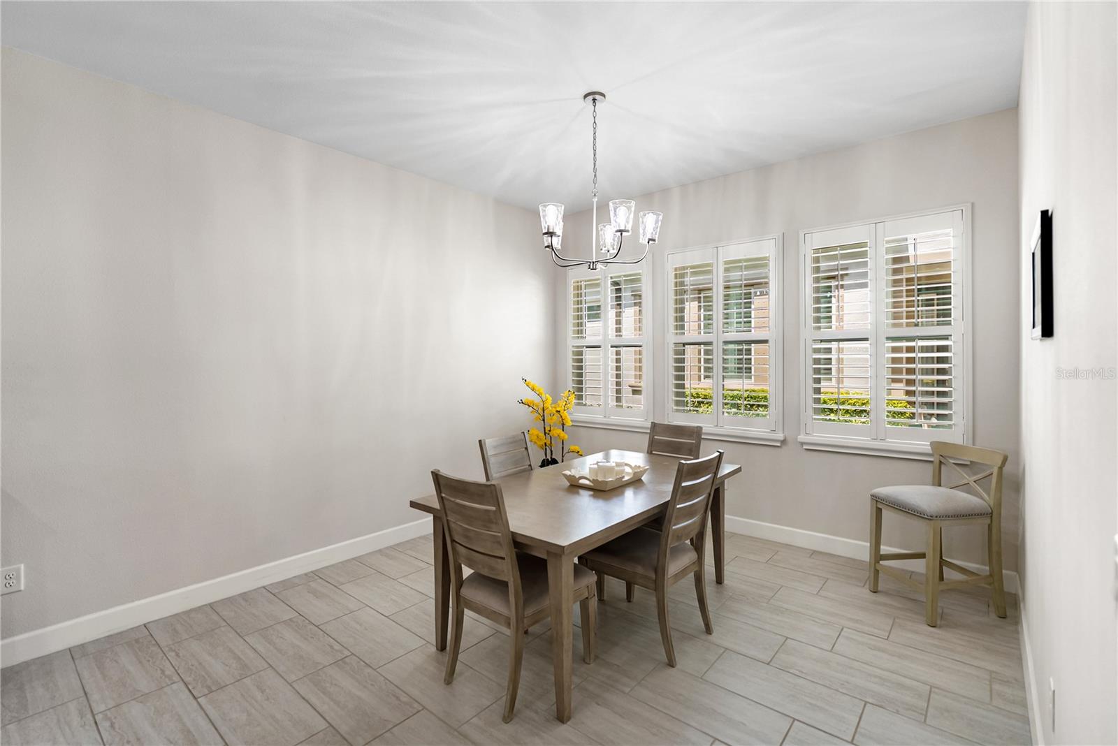 ARBOR GRANDE - Residential