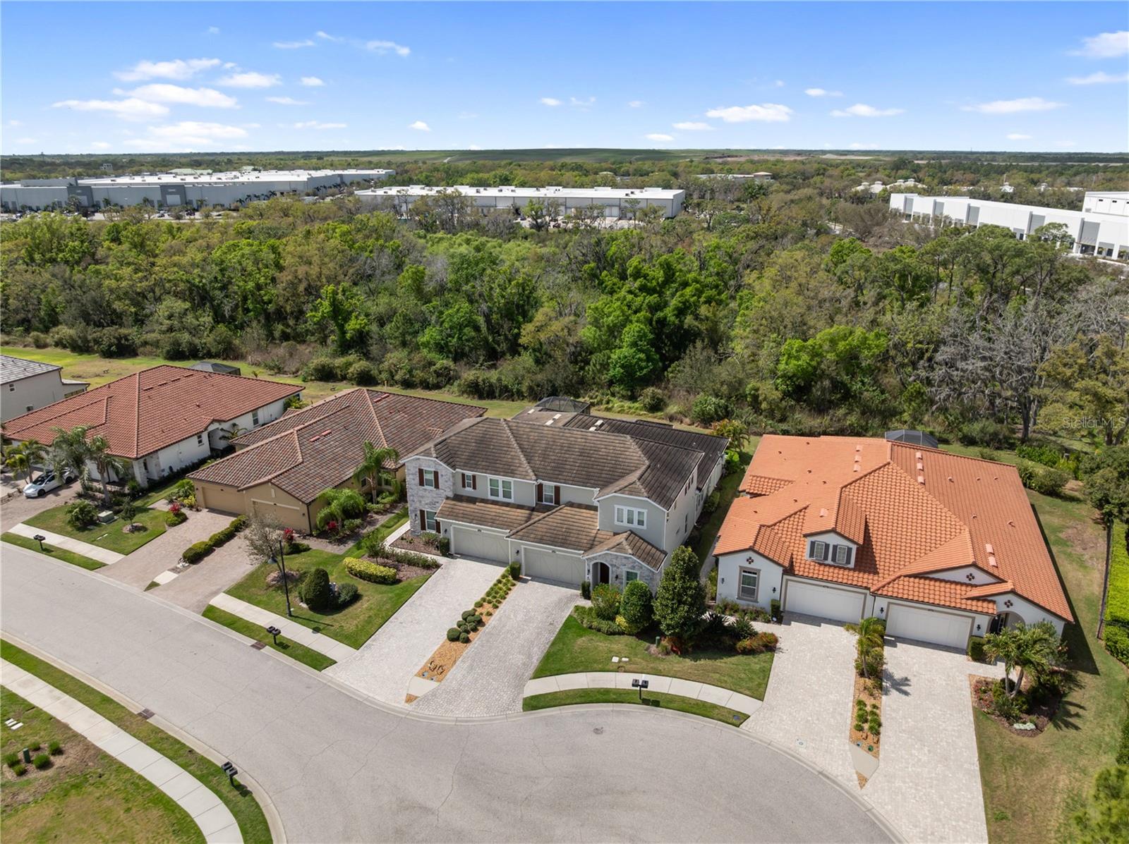 ARBOR GRANDE - Residential