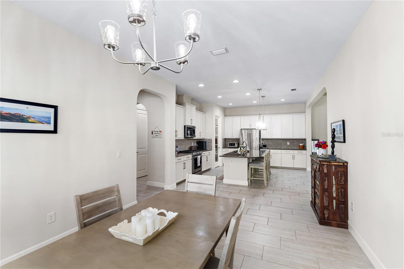 ARBOR GRANDE - Residential